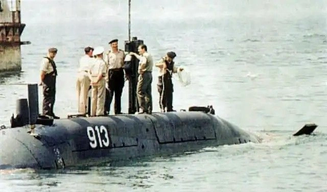 funny submarine memes